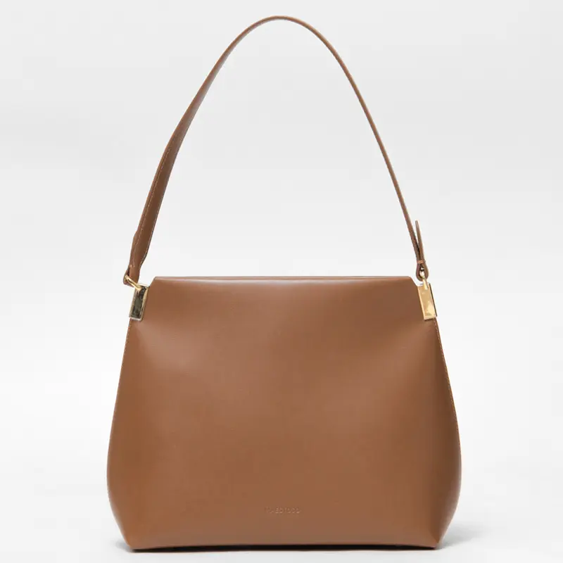 MAESTOSO マエストソ AURORA レザー ショルダーバッグ CAMEL