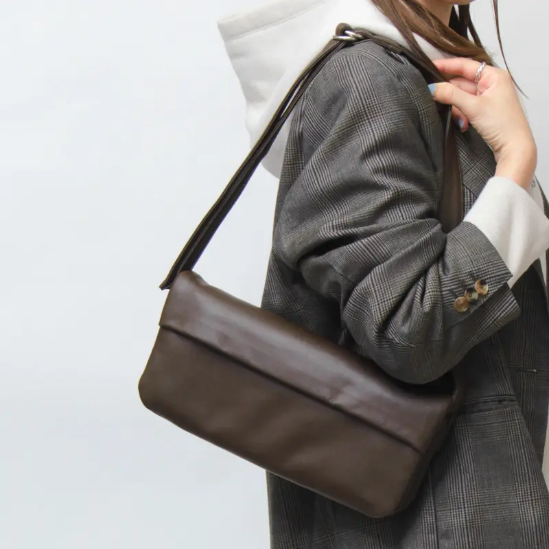 Puff Pillow ショルダーバッグ