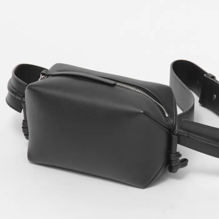 MIUUR ミウール LANTAU レザー クロスボディバッグ BLACK