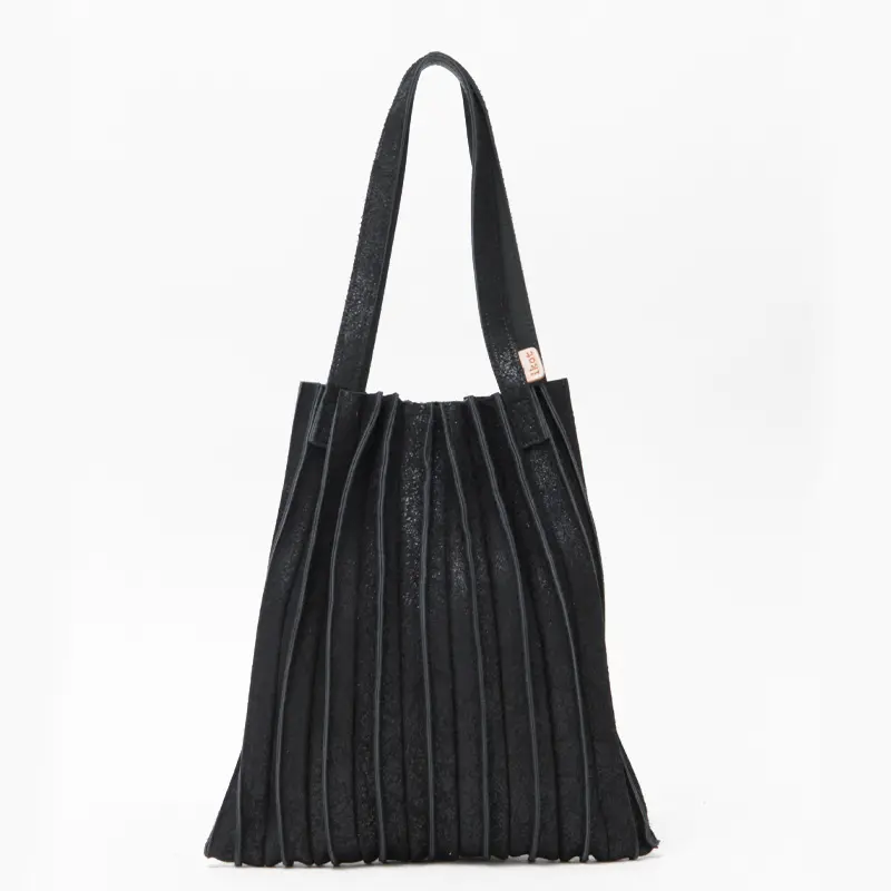 ikot イコット クラッキングレザー A4 トートバッグ