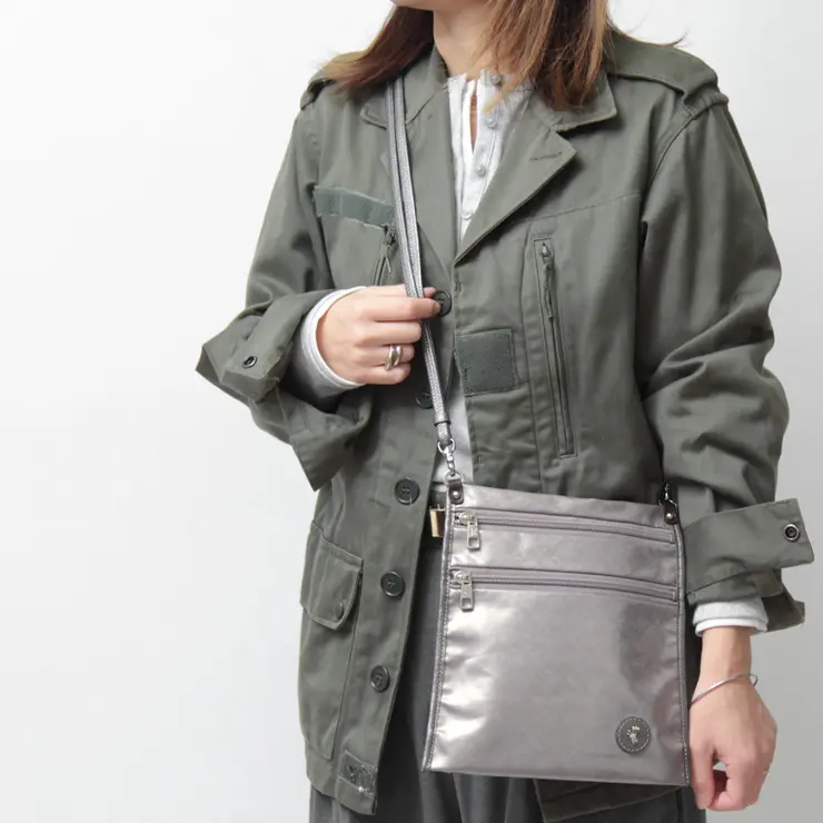 PELLE BORSA ペレボルサ Alive  モノグラムジャガード  ショルダーバッグ