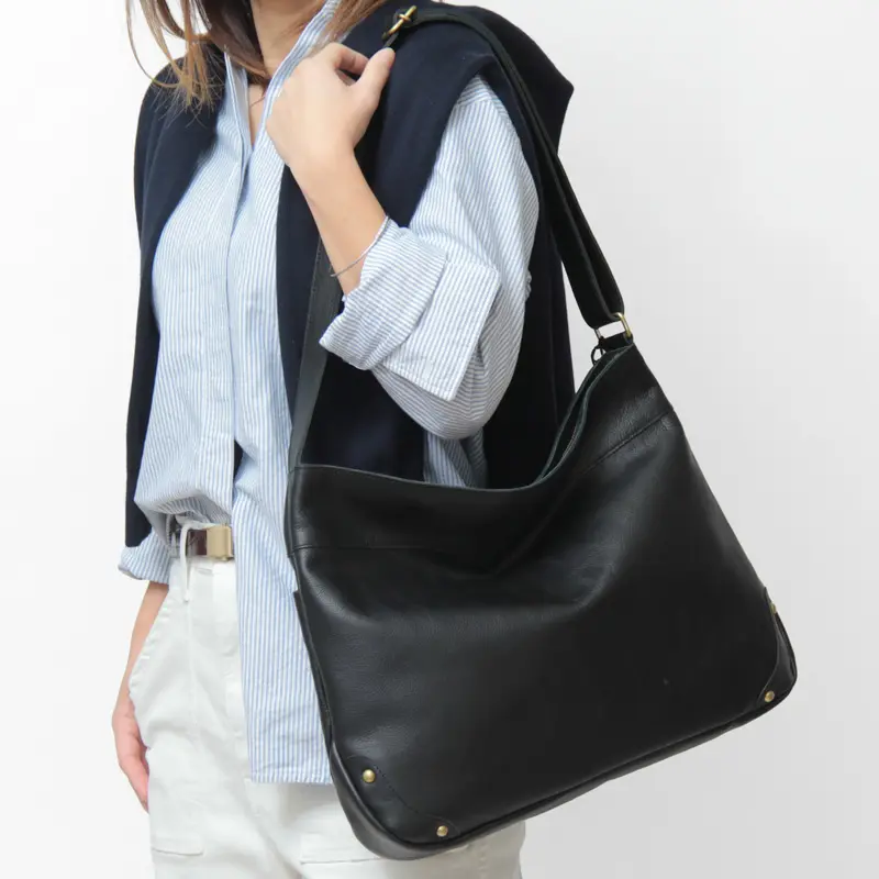 キップレザー ショルダーバッグ
