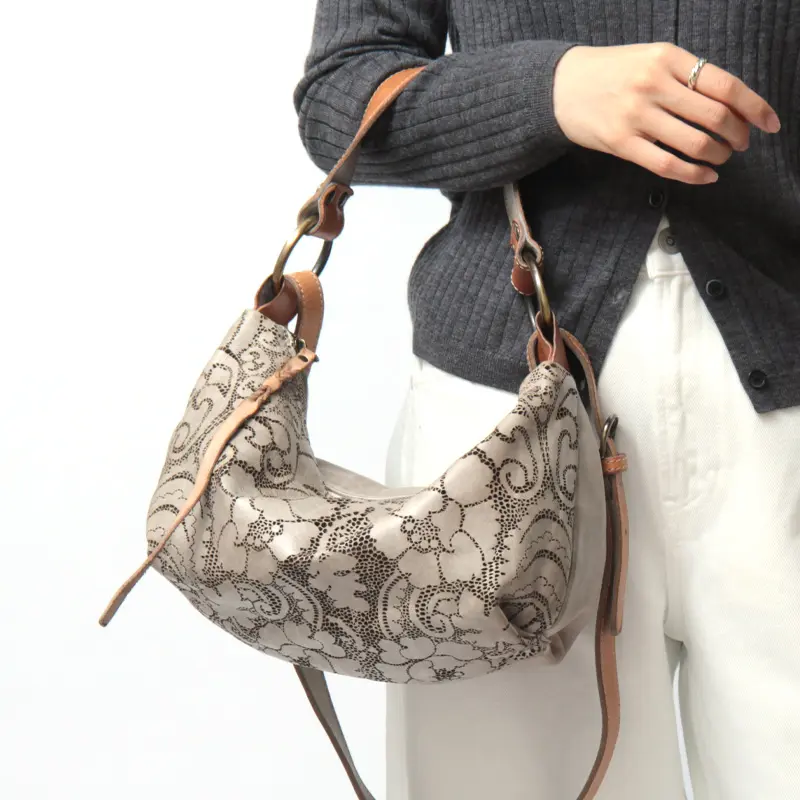 LASE2 カットワークレザー 2way ワンショルダーバッグ