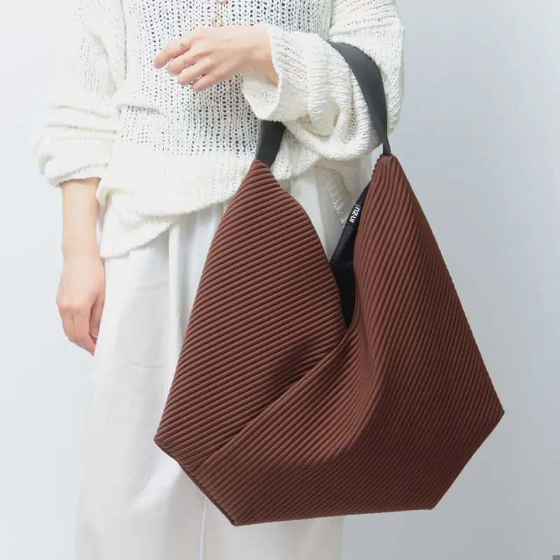 Bevel ワンショルダー バッグ
