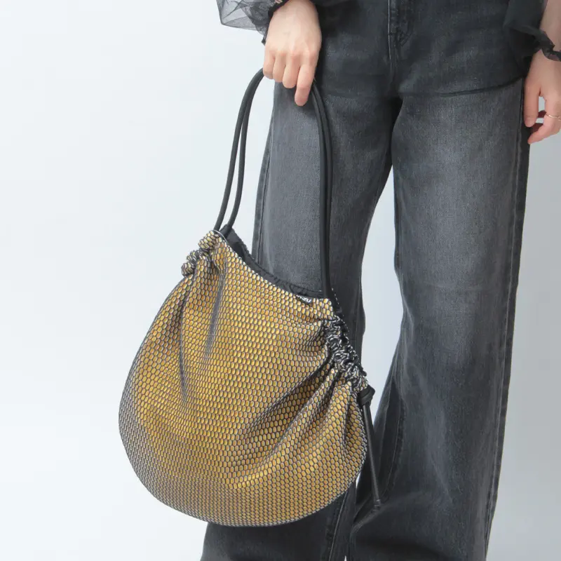IN.ZU インズー Cocco メッシュ トートバッグ